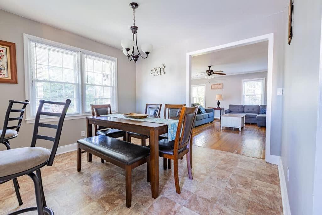 Charming 3-Bedroom Home In Rossville, Ga - Family Retreat Exterior foto